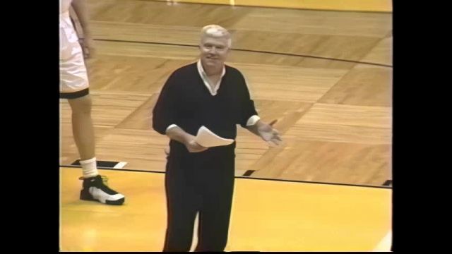 Tom Davis - 3-2 Match Up Zone